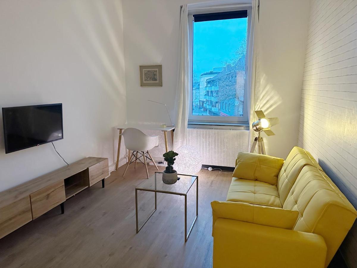 Igo Apartment 2 Schlafenzimmer Mit Waschmaschine Trockner Haustier Rheinufer 5Min Netflix Disney Plus 17-6 뒤스부르크 외부 사진